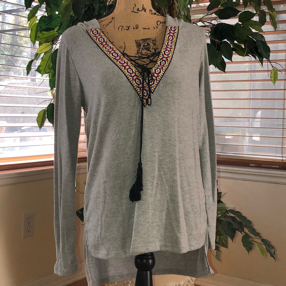 🌟 High Low Hooded lightweight Sweater - Picture 5 of 9